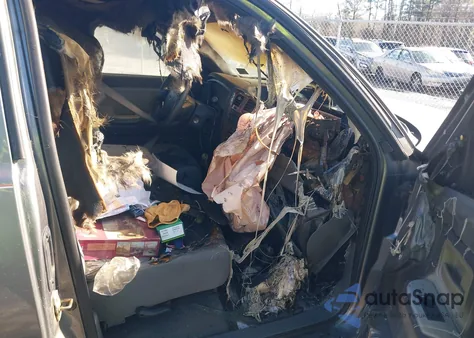 2005 Dodge Dakota Slt z USA, uszkodzony, nr VIN 1D7HW42K05S332626